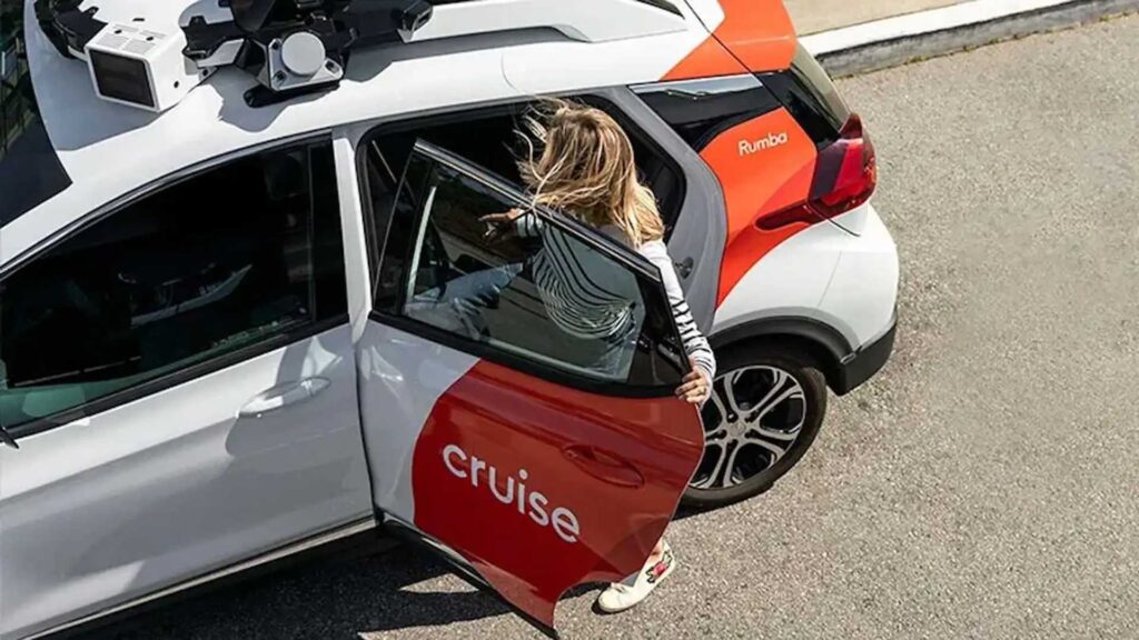 La Californie suspend les croisières en robot-taxi GM, invoquant des risques pour la sécurité