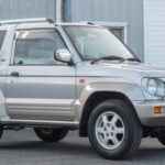 Le Mitsubishi Pajero Junior 1997 est un trésor tout-terrain JDM de 13 545 $ importé aux États-Unis.
