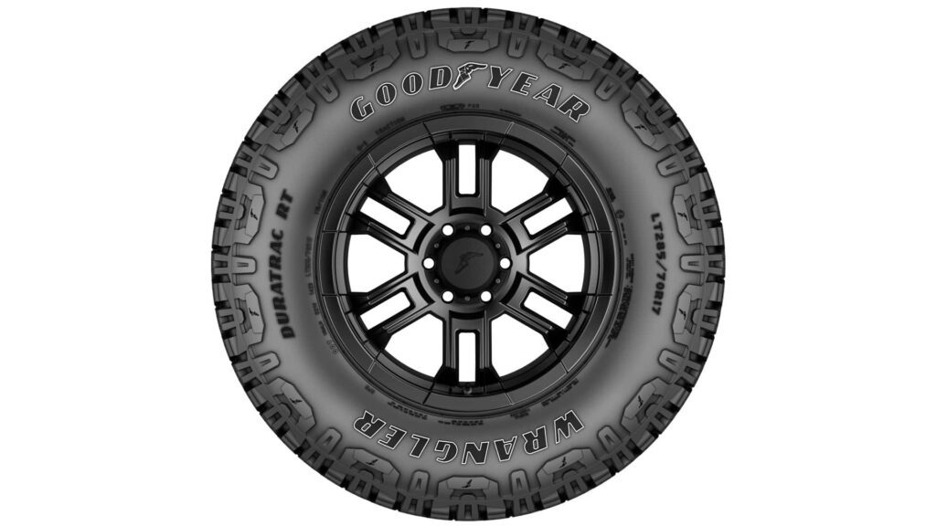 Goodyear présente le pneu toutes saisons Wrangler DuraTrac RT pour une utilisation hors route et sur neige