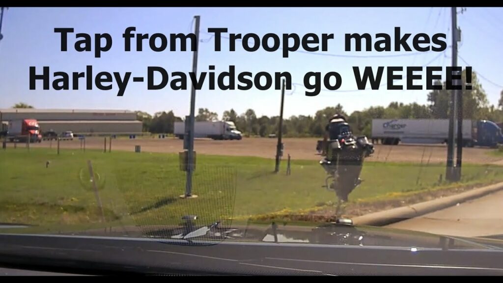 La police de l’Arkansas affronte Harley-Davidson et l’envoie en l’air