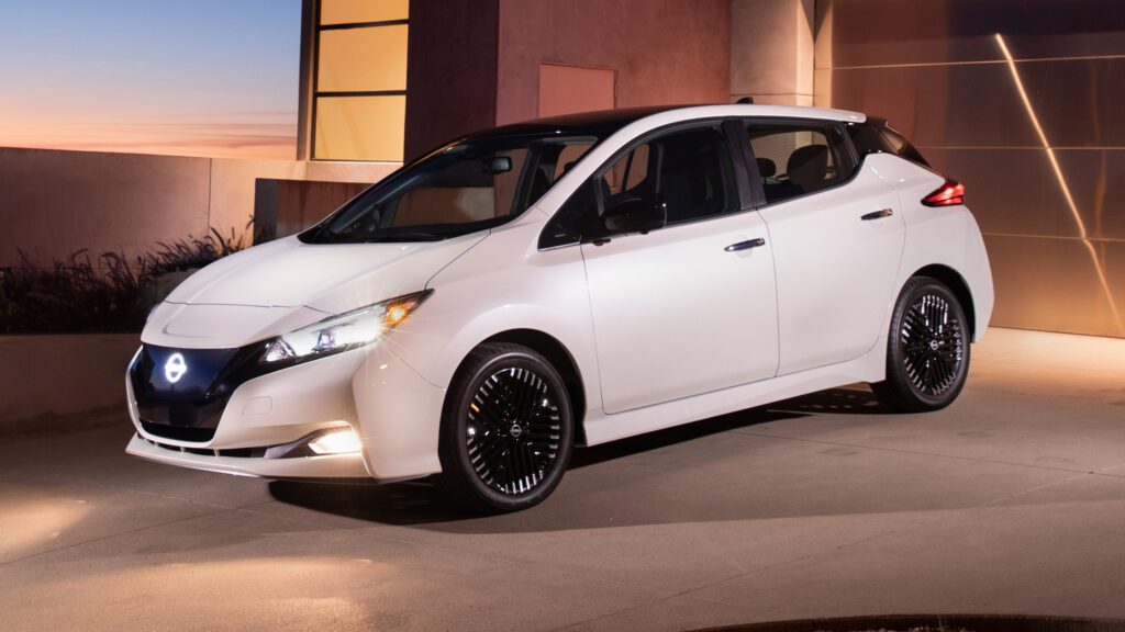 La Nissan Leaf 2024 est admissible à un crédit d’impôt de 3 750 $, réduisant le prix de départ à 24 390 $