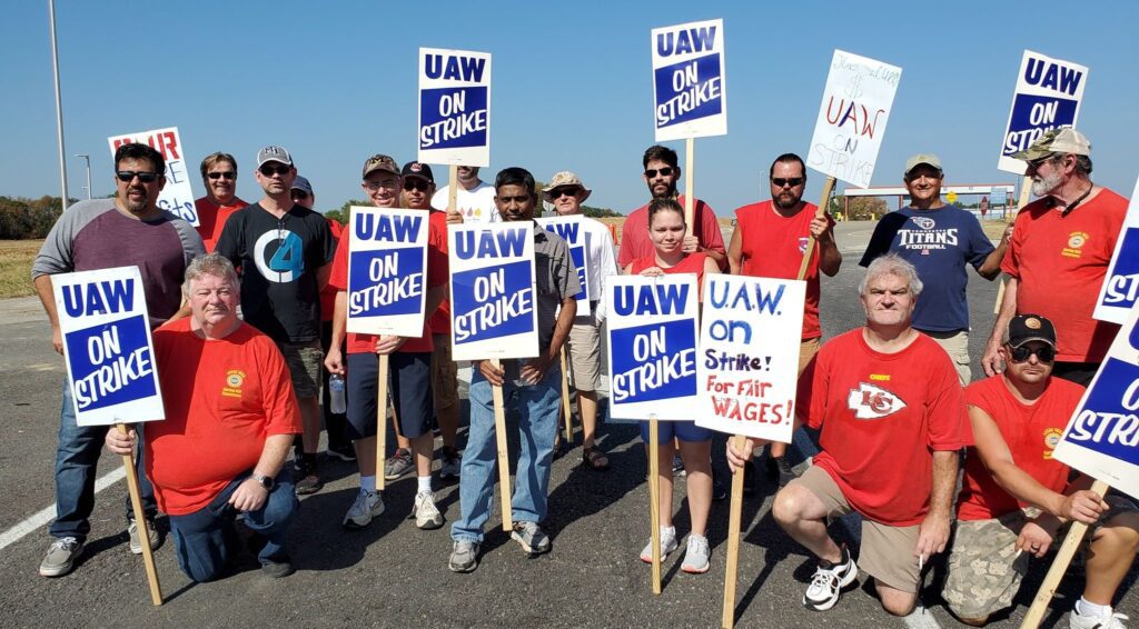 L'UAW affirme que "la grève fonctionne" alors que les concessions de GM empêchent d'autres grèves