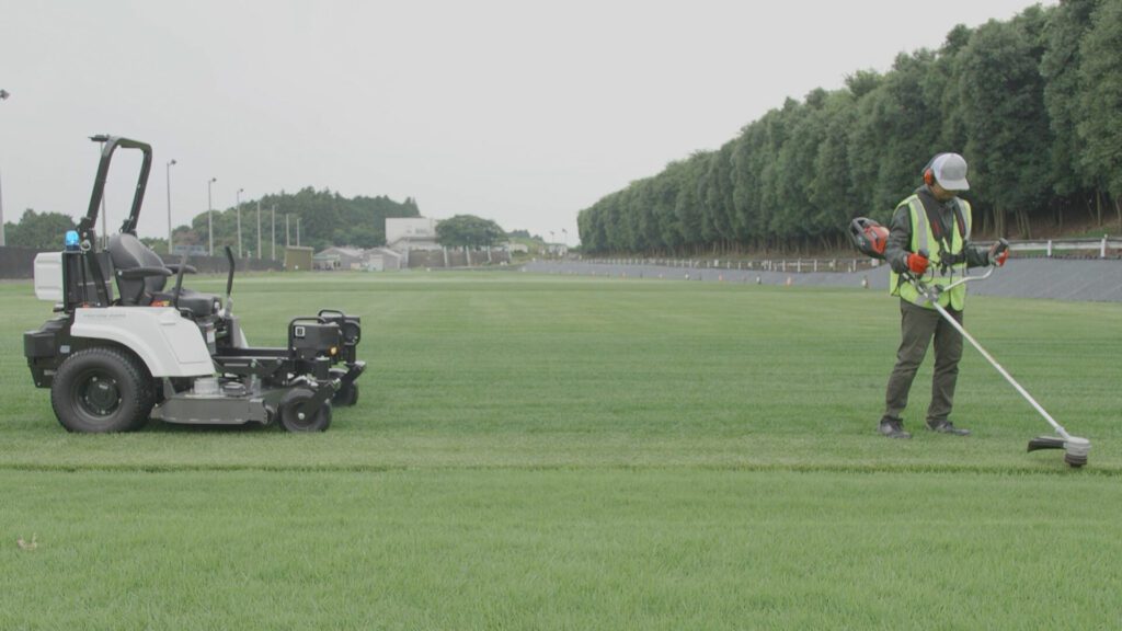 La tondeuse à gazon autonome de Honda facilite l’entretien de la pelouse