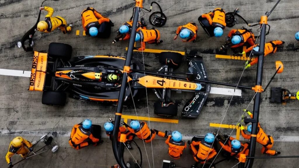McLaren bat le record du monde des arrêts aux stands de F1 avec un changement de pneu en 1,80 seconde au GP du Qatar