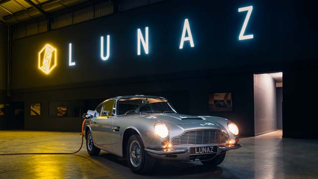 Lunaz présente sa dernière Aston Martin DB6 recyclée : une vision du matériau écologique