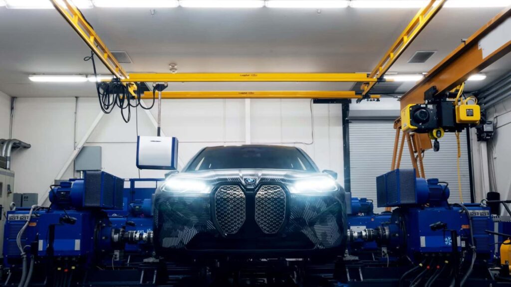 La batterie « Gemini » de notre Next Energy a doublé l’autonomie d’une BMW iX à 608 kilomètres
