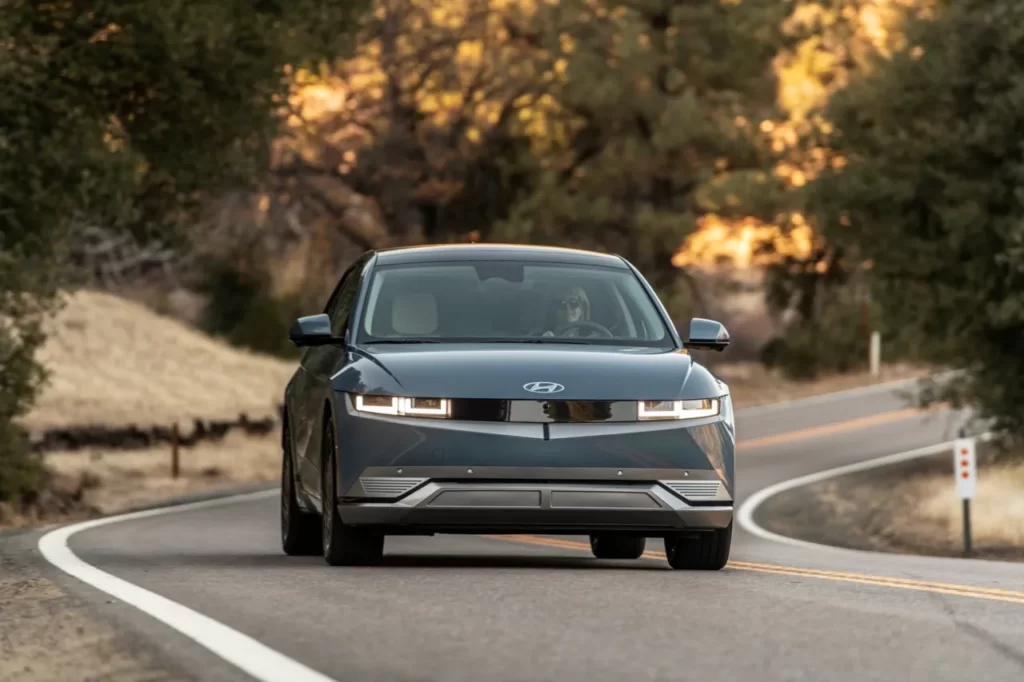 Les véhicules électriques représentent plus d’un tiers du marché américain des véhicules de luxe.