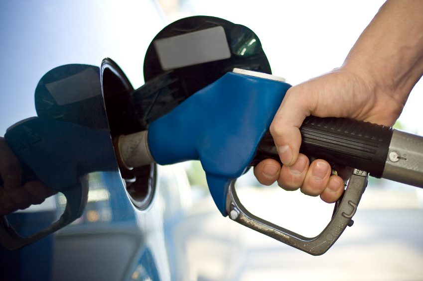 Les prix du gaz baisseront en 2024 à mesure que les véhicules électriques se connecteront à une énergie plus propre