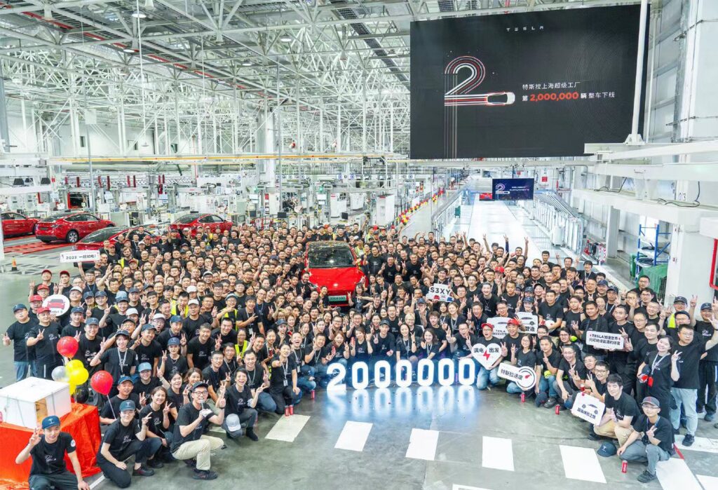 Tesla met en avant le temps de cycle de production et l'automatisation du Giga Shanghai